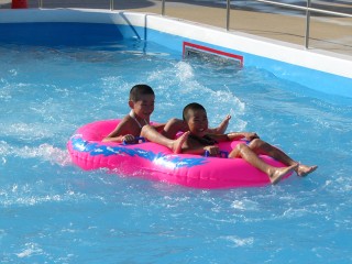 どぼーん! どぼーん!