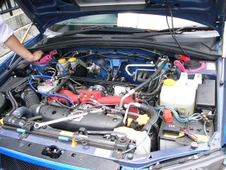 I/C取っ払ってタンク付けるまでは早かった・・・ I/C取っ払ってタンク付けるまでは早かった・・・