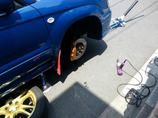 まずはフロントから まずはフロントから