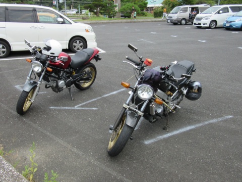 BROSとVTR BROSとVTR