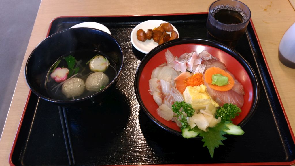 メシ(゚д゚)ウマー メシ(゚д゚)ウマー